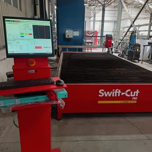 Mașină de tăiere CNC SwiftCut Pro 4000 WT 2x4 m cu masă cu apă + Cutmaster 120 ESAB + Pistol auto 15m
